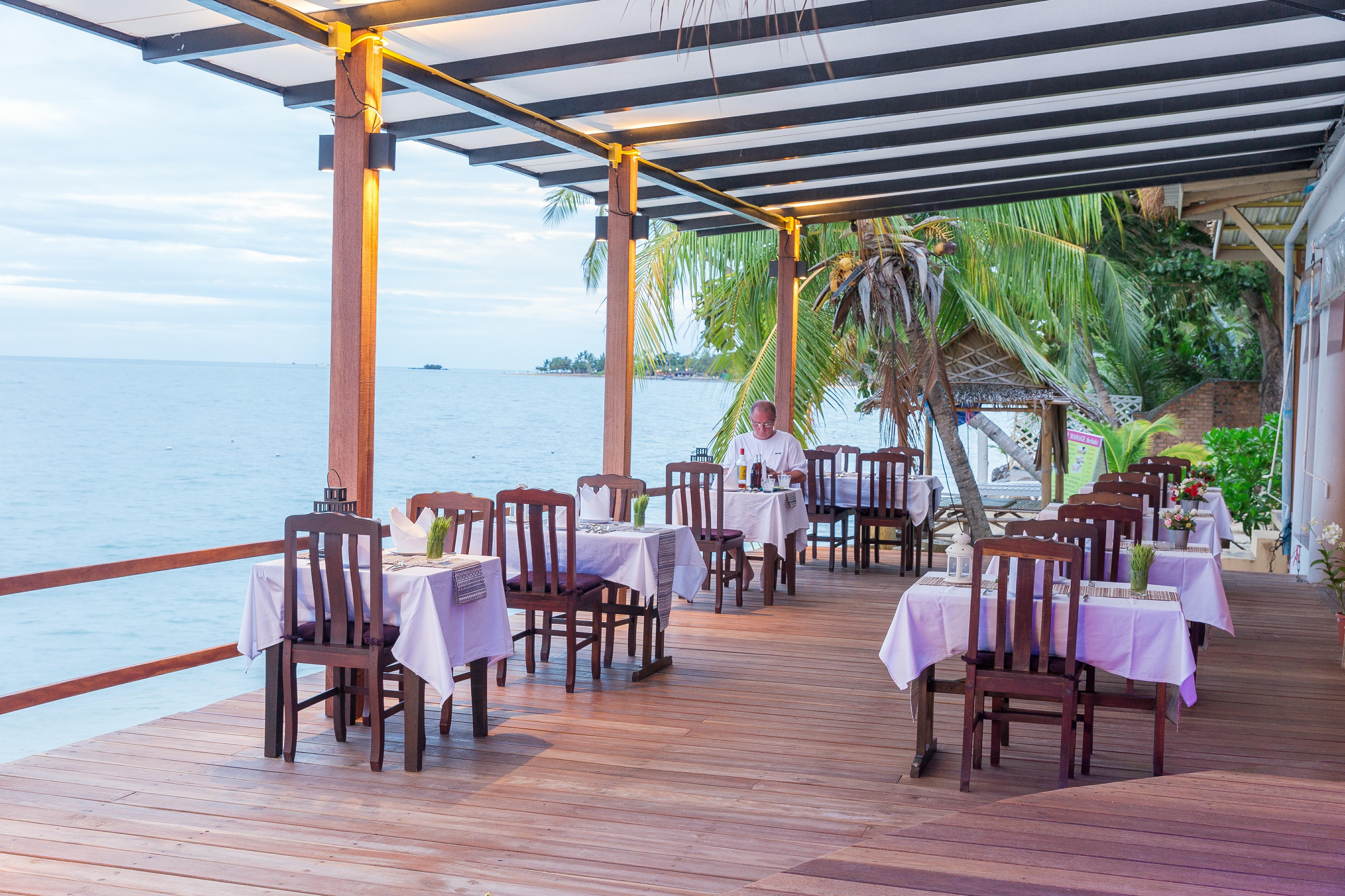 Adarin Beach Resort Mae Nam Luaran gambar