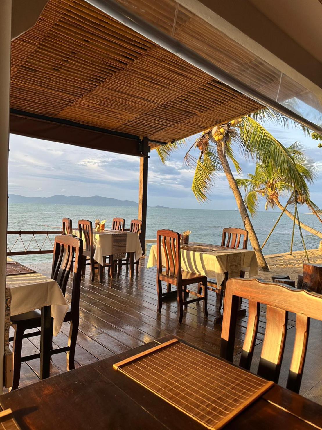 Adarin Beach Resort Mae Nam Luaran gambar